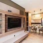 Locar-in Gramado Loft One Centro 205